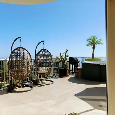 Luxury Penthouse With Jacuzzi And Seaviews Apartment Benalmadena